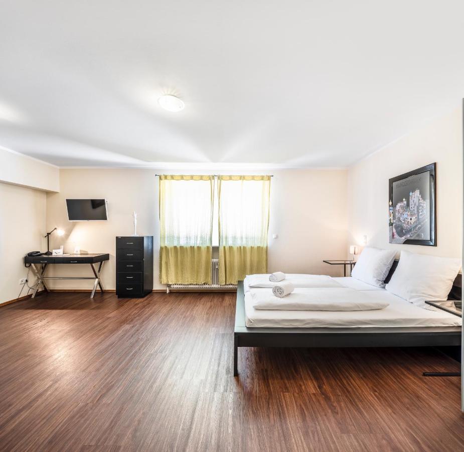Little-Italy Aparthotel Heidelberg Buitenkant foto